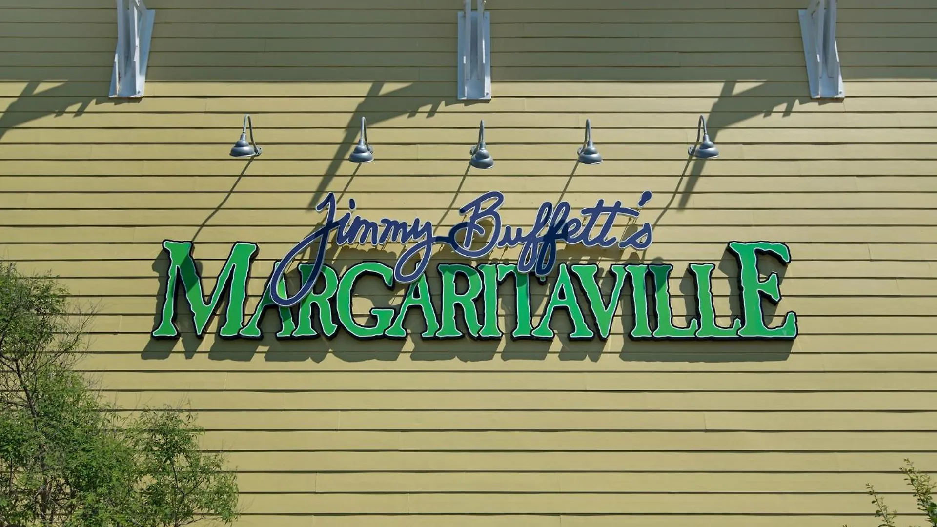 3Br, 3Ba Beachfront Townhome! Sleeps 11! Ocean View! Steps To The Beach! Panama City Beach