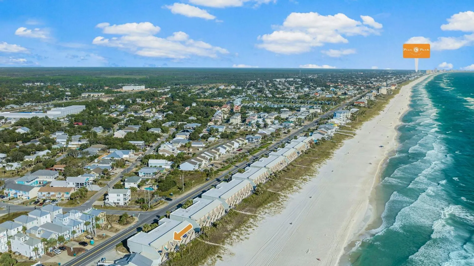 3Br, 3Ba Beachfront Townhome! Sleeps 11! Ocean View! Steps To The Beach! Panama City Beach Holiday home